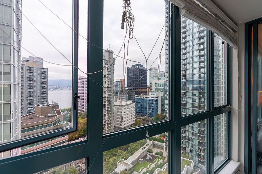 1903 1238 Melville Street Vancouver, BC - 25
