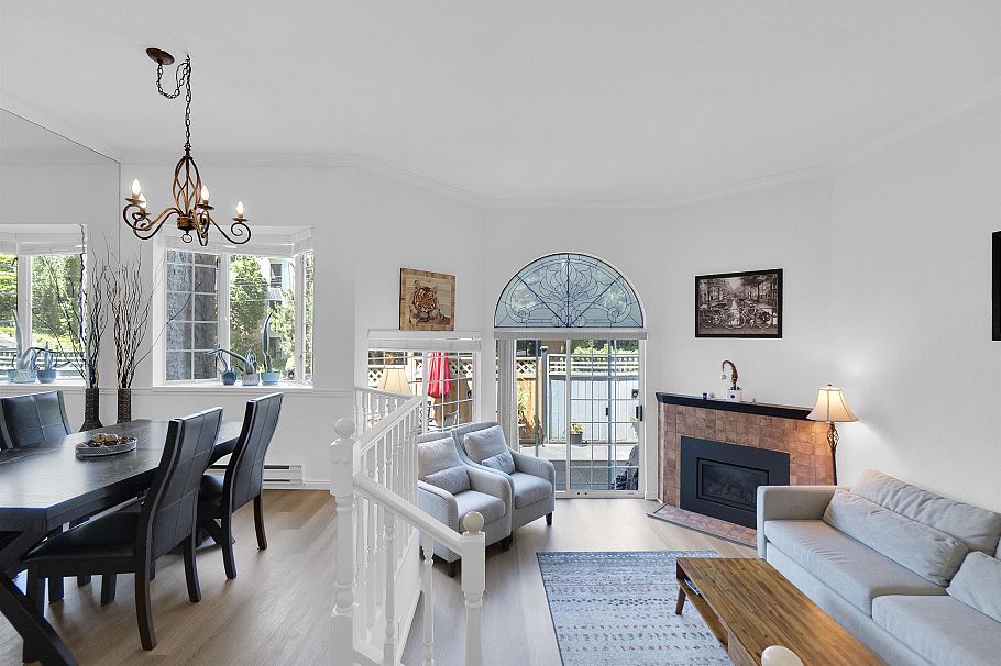 108 216 E 6th Street North Vancouver, BC - 10