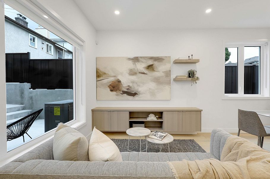 1 3183 Graveley Street Vancouver, BC - 9