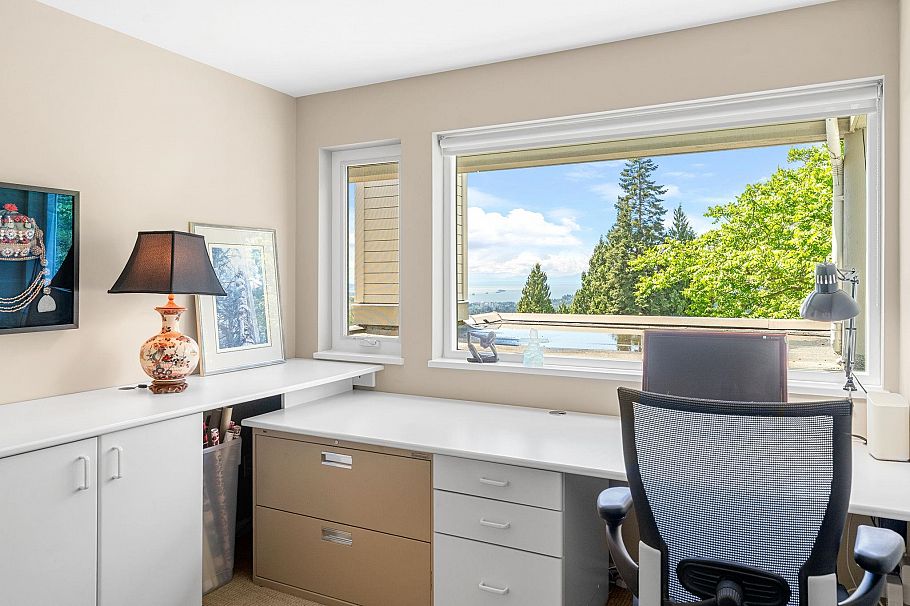3961 St. Albans Avenue North Vancouver, BC - 28