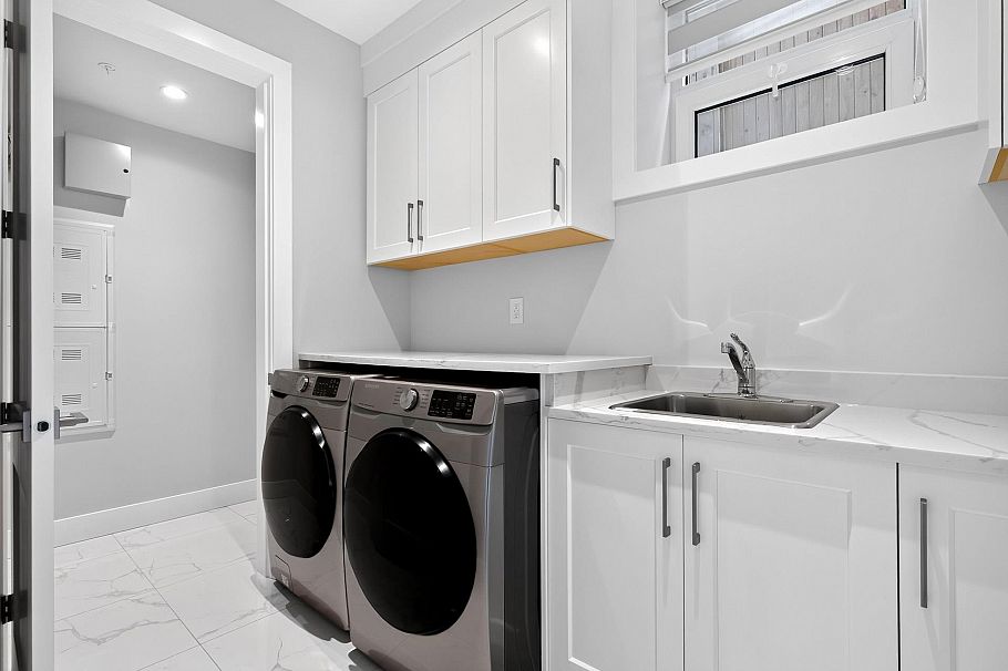 3964 W 21st Avenue Vancouver, BC - 14