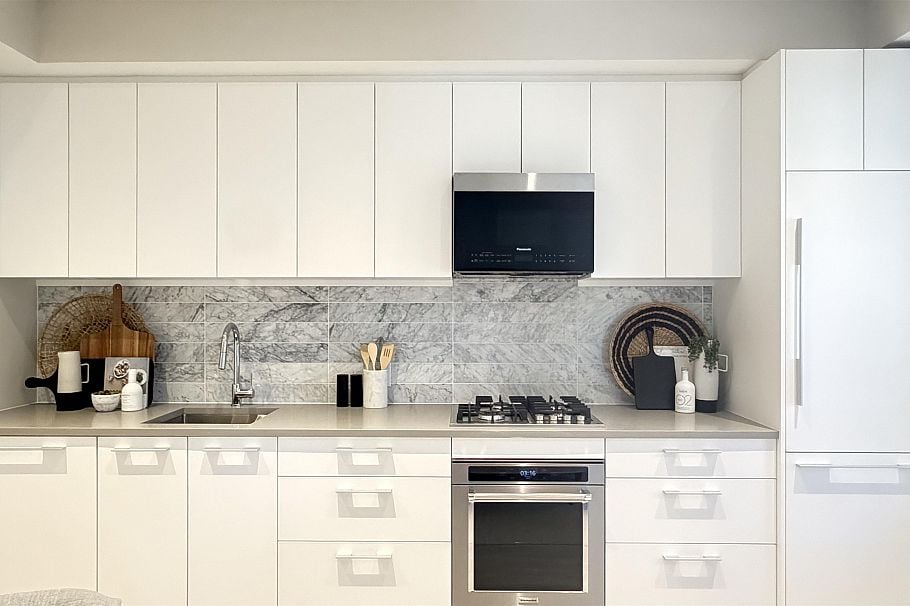 516 110 E 17th Street North Vancouver, BC - 5