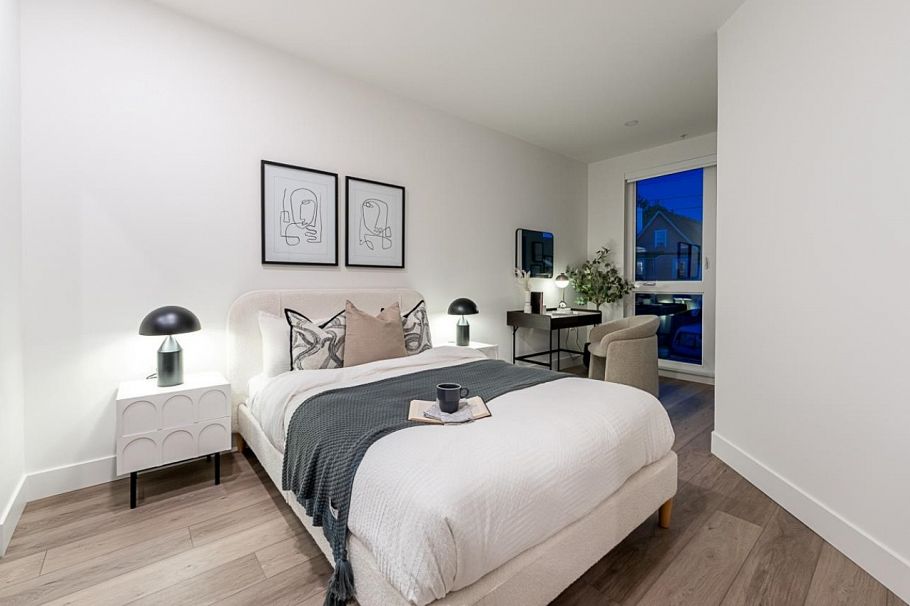 207 422 Lakewood Drive Vancouver, BC - 3