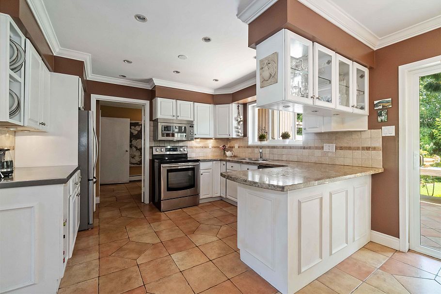 4106 Staulo Crescent Vancouver, BC - 17
