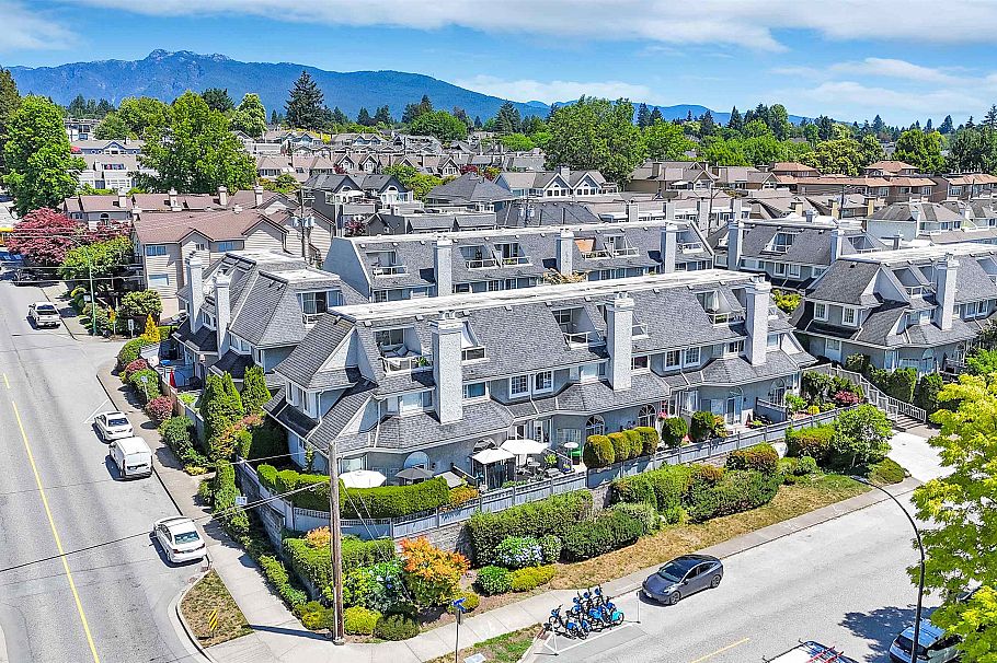108 216 E 6th Street North Vancouver, BC - 34