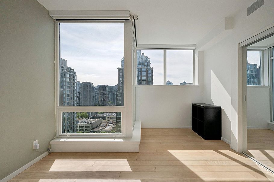 PH2005 1055 Richards Street Vancouver, BC - 24