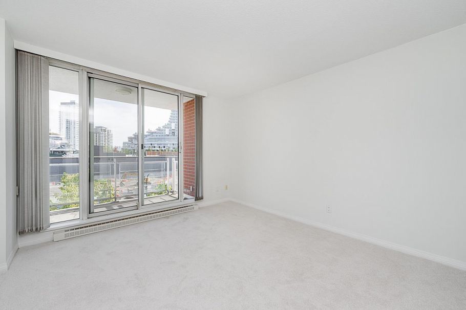 405 688 Fairchild Road Vancouver, BC - 19