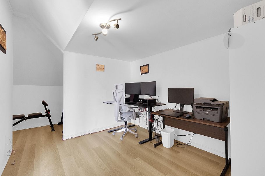 108 216 E 6th Street North Vancouver, BC - 26