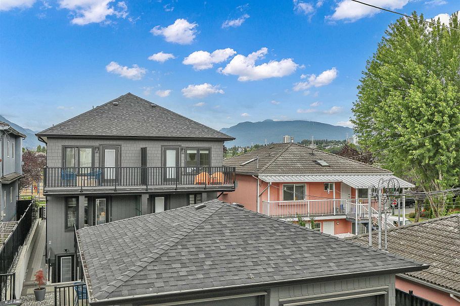 1 3183 Graveley Street Vancouver, BC - 28