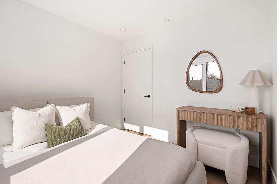 SL 1 2333 E 54th Avenue Vancouver, BC - 26