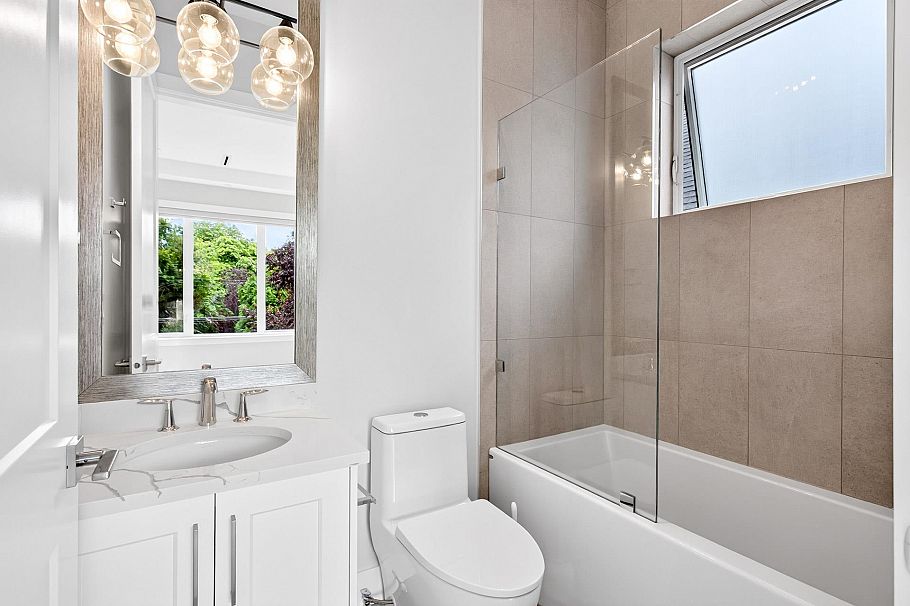 3964 W 21st Avenue Vancouver, BC - 12