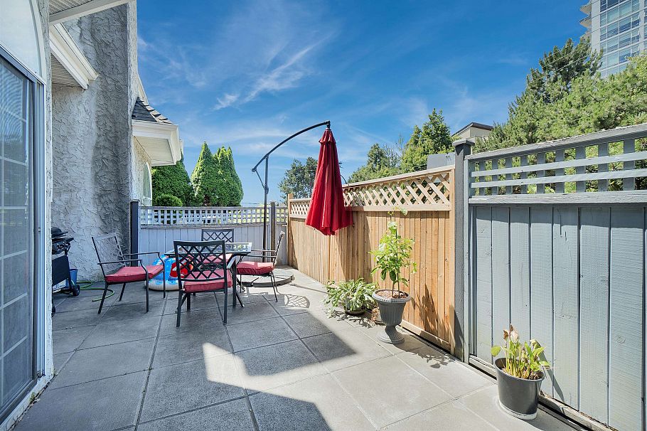 108 216 E 6th Street North Vancouver, BC - 32