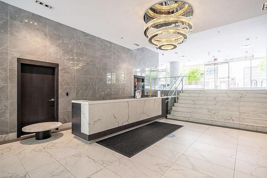 4006 1283 Howe Street Vancouver, BC - 34