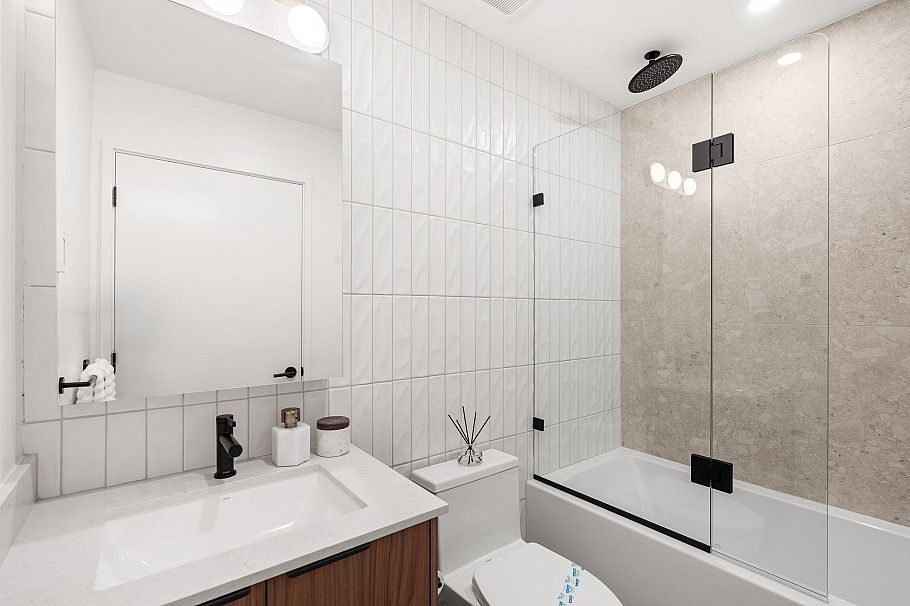SL 1 2333 E 54th Avenue Vancouver, BC - 27