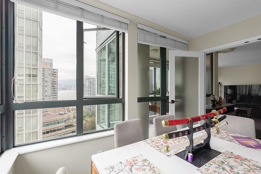 1903 1238 Melville Street Vancouver, BC - 23