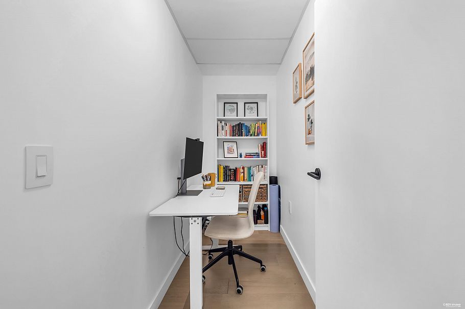 66 W King Edward Avenue Vancouver, BC - 20