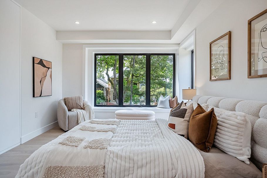 2307 E 3rd Avenue Vancouver, BC - 19