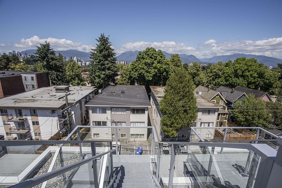 PH517 2471 St. George Street Vancouver, BC - 23