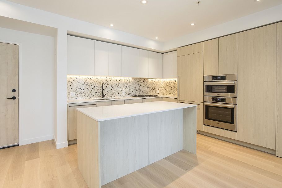 PH517 2471 St. George Street Vancouver, BC - 5