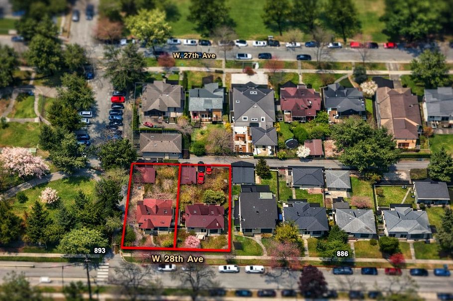 887 W 28th Avenue Vancouver, BC - 1