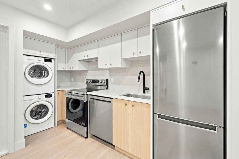 3549 W 38th Avenue Vancouver, BC - 36
