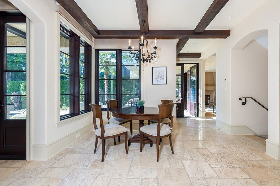 1198 W 55th Avenue Vancouver, BC - 3