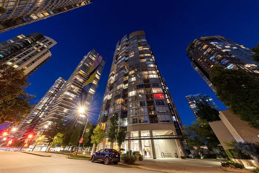 3601 1438 Richards Street Vancouver, BC - 26