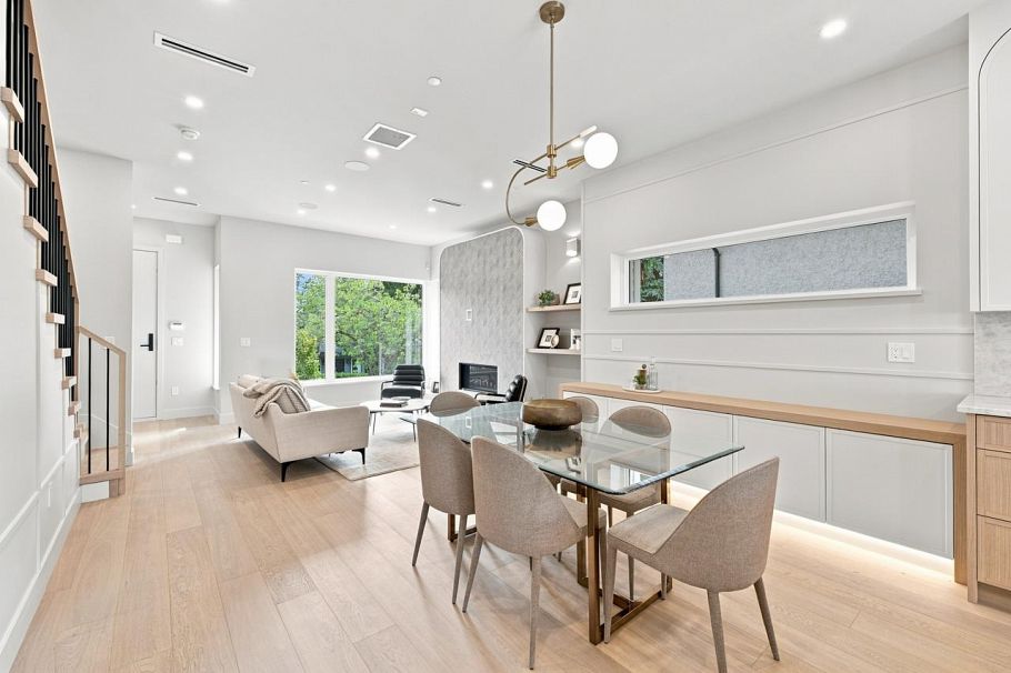 3549 W 38th Avenue Vancouver, BC - 9