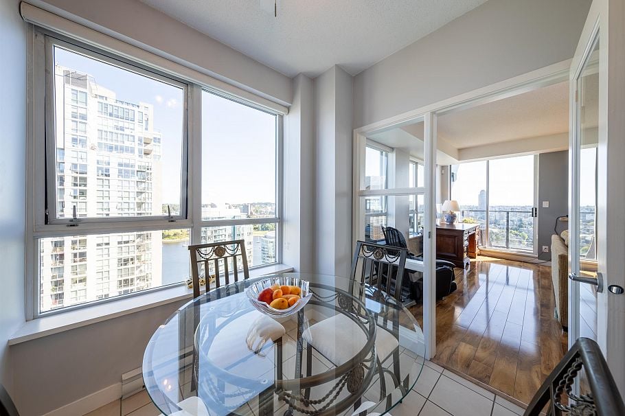 3601 1438 Richards Street Vancouver, BC - 10