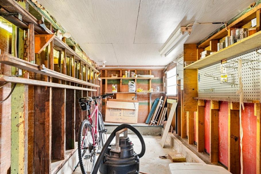 3017 E 17th Avenue Vancouver, BC - 28