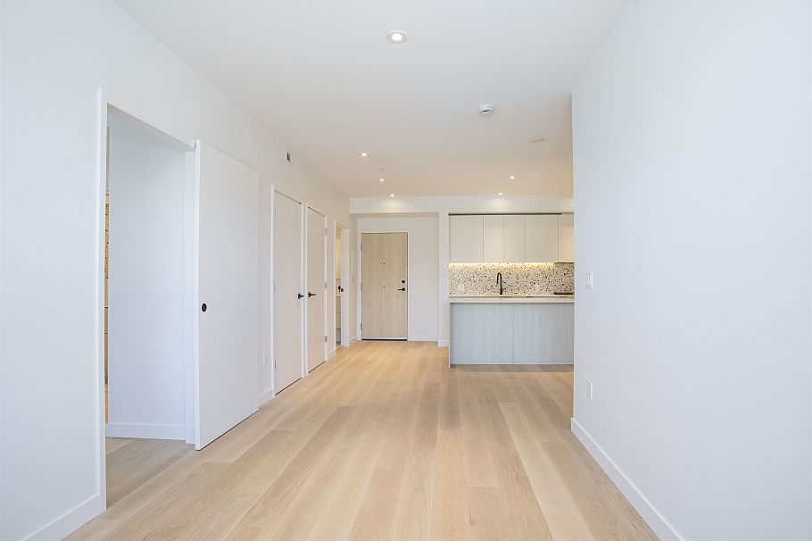 PH517 2471 St. George Street Vancouver, BC - 8