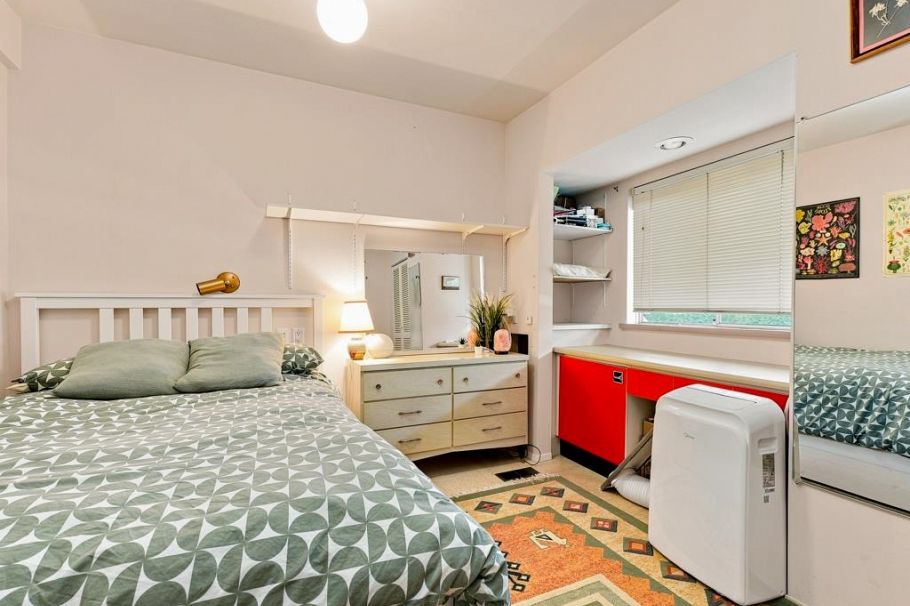 3017 E 17th Avenue Vancouver, BC - 16
