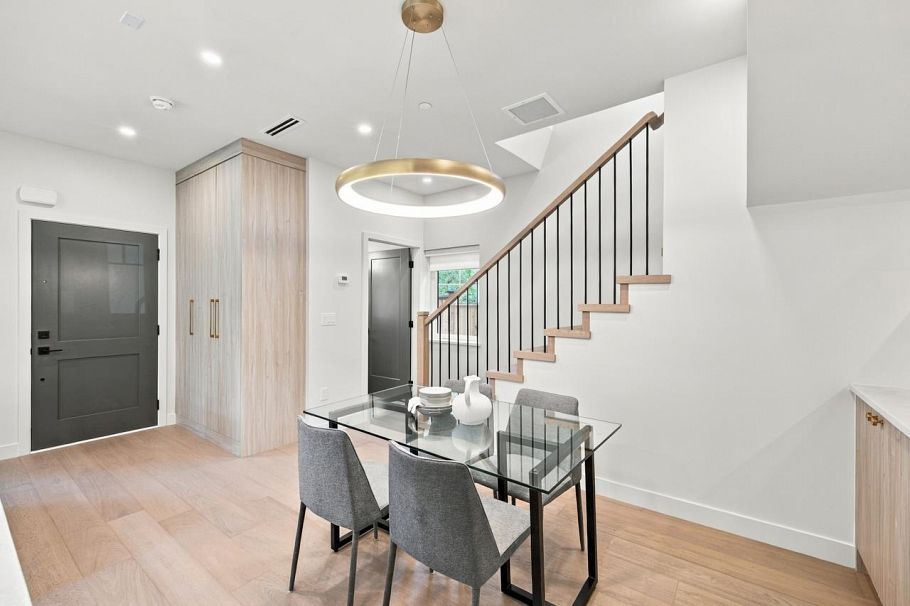3206 E Georgia Street Vancouver, BC - 7