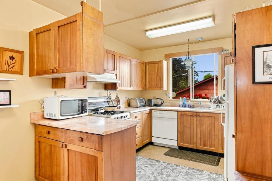 3017 E 17th Avenue Vancouver, BC - 7