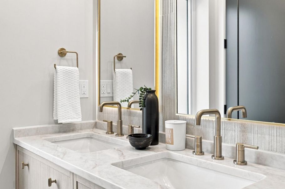 3549 W 38th Avenue Vancouver, BC - 24