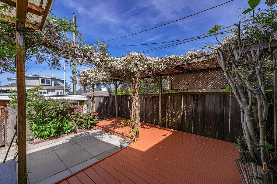 3335 Dieppe Drive Vancouver, BC - 19