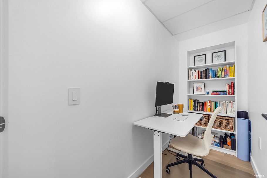 66 W King Edward Avenue Vancouver, BC - 22