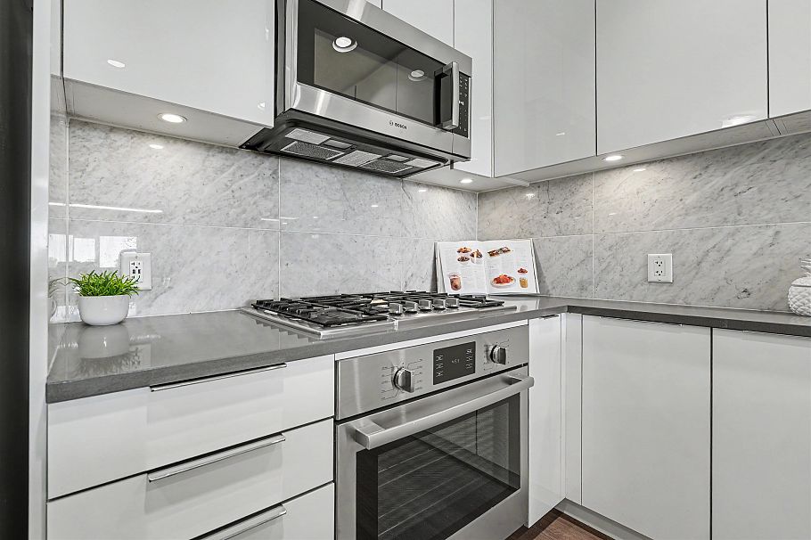 604 3289 Riverwalk Avenue Vancouver, BC - 4