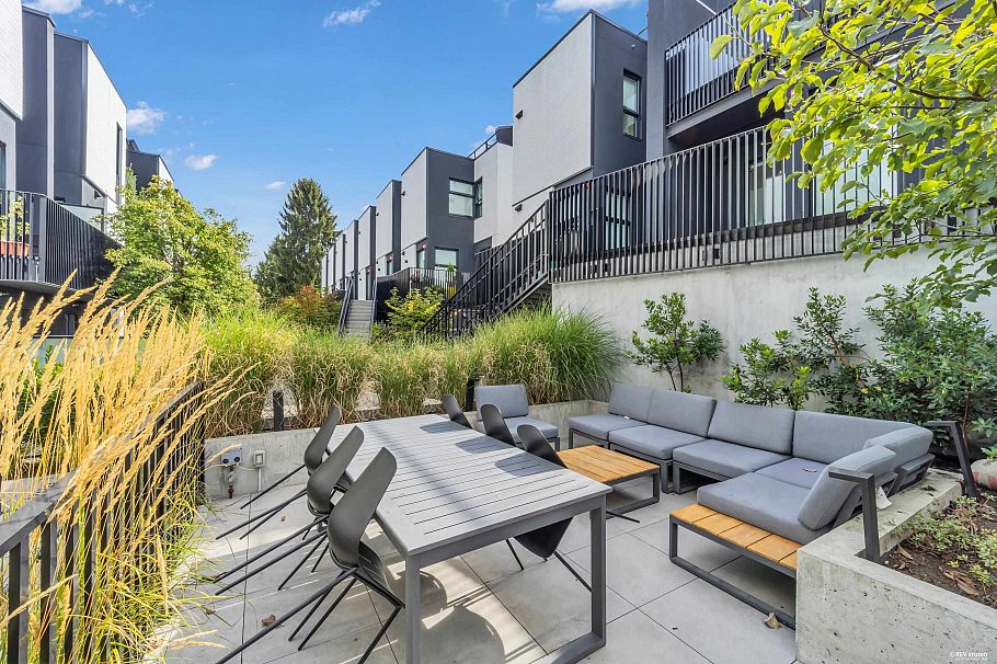 66 W King Edward Avenue Vancouver, BC - 27