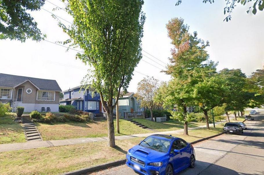2772 E 5th Avenue Vancouver, BC - 20