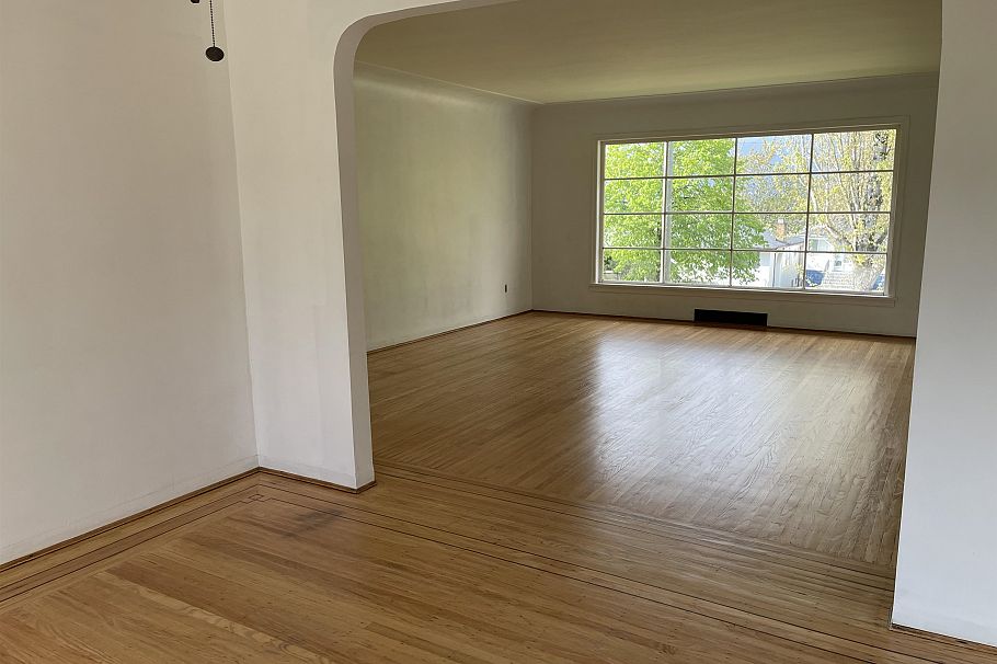 2772 E 5th Avenue Vancouver, BC - 14