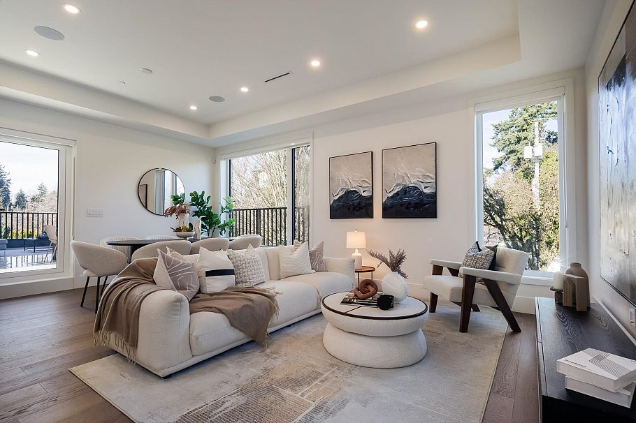 3 950 W 57th Avenue Vancouver, BC - 5