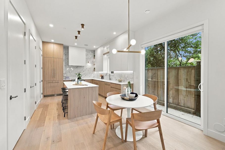 2 2509 Kitchener Street Vancouver, BC - 7