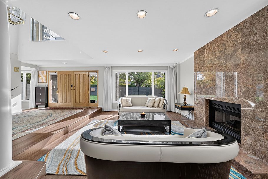 5483 Columbia Street Vancouver, BC - 13