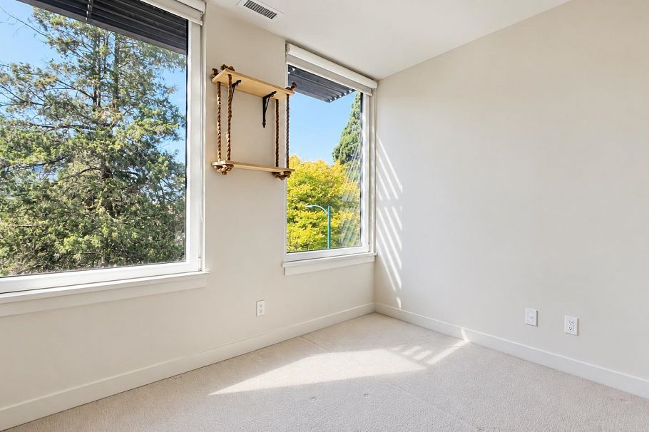 303 4408 Cambie Street Vancouver, BC - 8