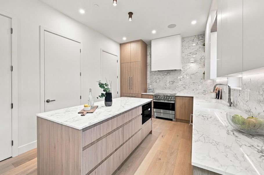 2 2509 Kitchener Street Vancouver, BC - 9