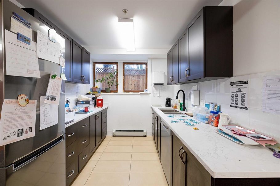 4355 Granville Street Vancouver, BC - 29