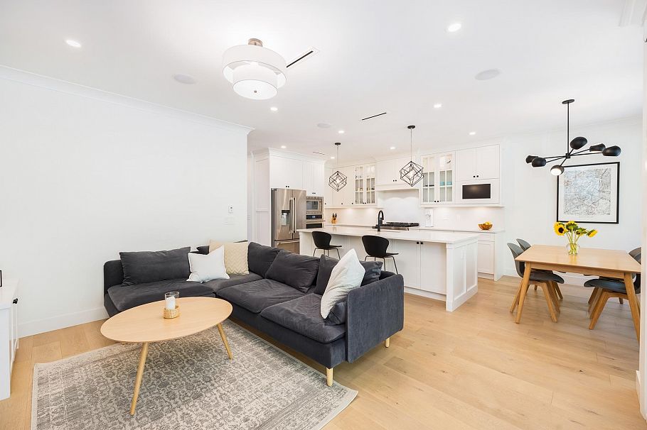 1750 Dempsey Road North Vancouver, BC - 29