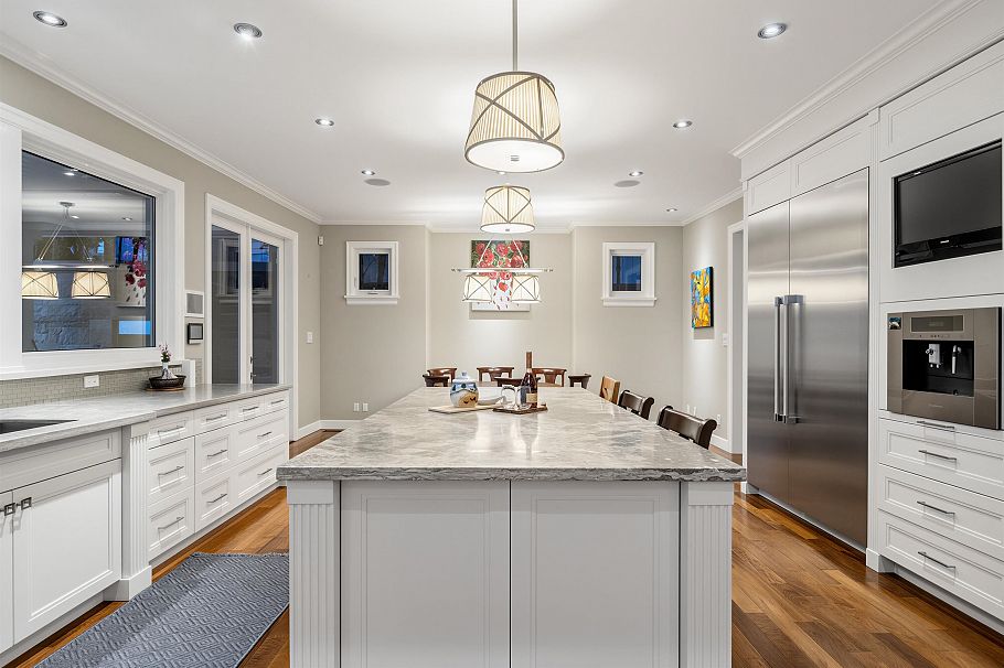 791 Beachview Drive North Vancouver, BC - 14