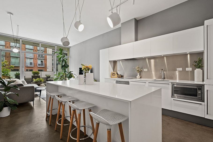 409 53 W Hastings Street Vancouver, BC - 1
